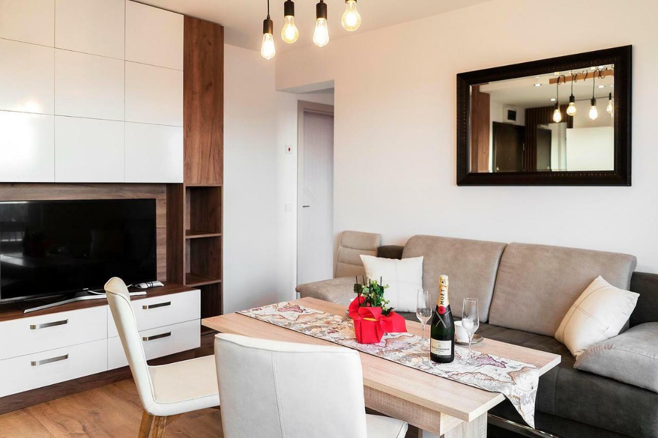 Center Apartment With Amazing View София Экстерьер фото